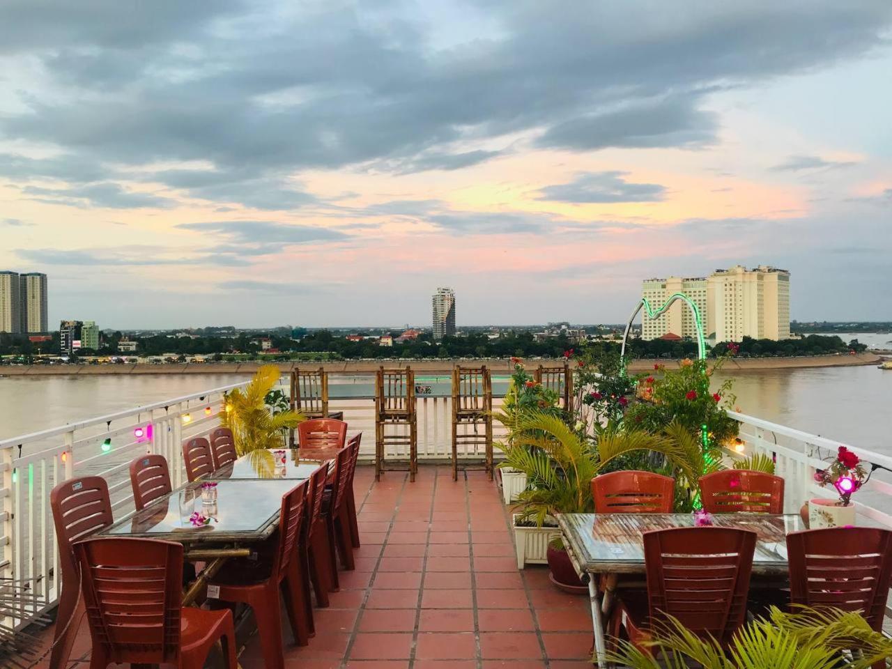 4 Rivers Hotel Phnom Penh Luaran gambar